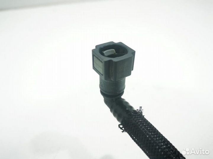 Топливная трубка Land Rover Range Rover Velar 2020