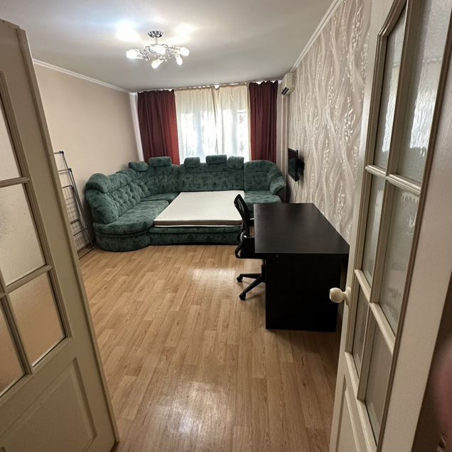 Комната 19 м² в 3-к., 1/22 эт.