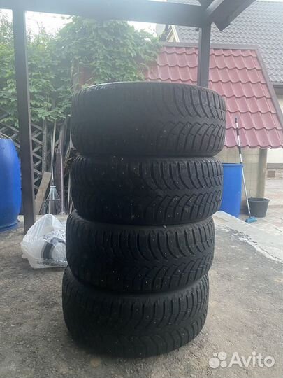 Bridgestone Blizzak Spike-01 275/55 R19