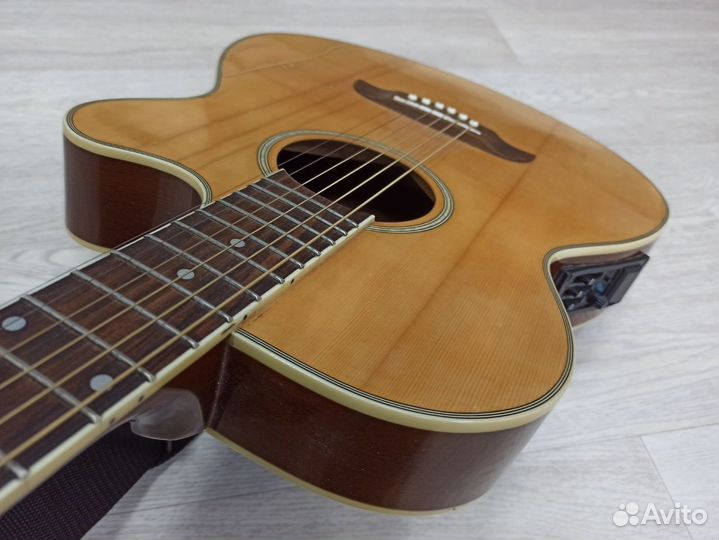 Электроакустическая гитара Oscar Schmidt