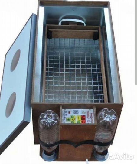 Инкубатор Блиц 72ц8 (цифровой)