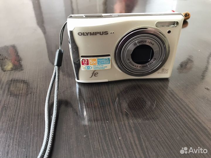 Компактный фотоаппарат olympus