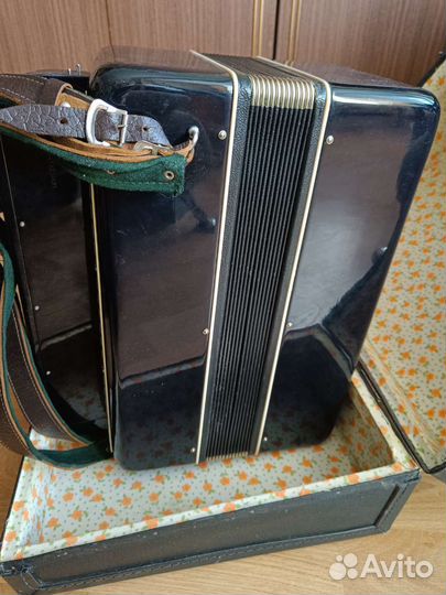 Баян кировский 