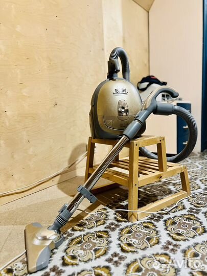 Продам пылесос Daewoo