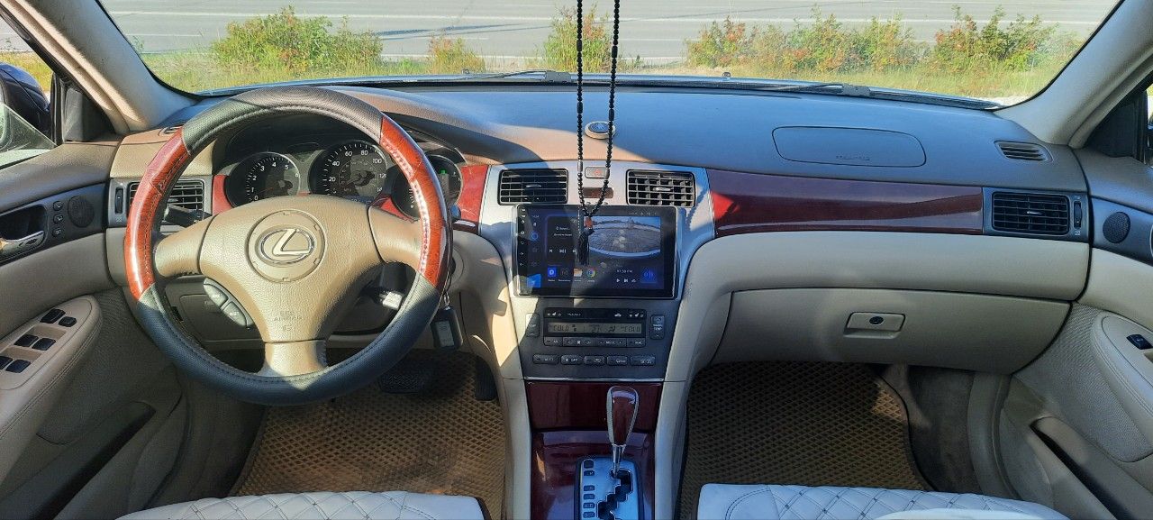 Lexus ES: фото владельца