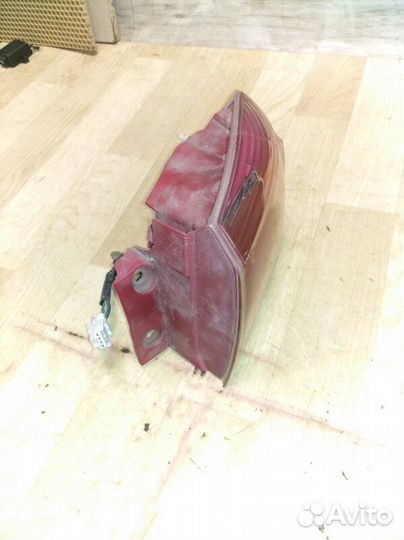 Фонарь задний правый Mitsubishi Lancer 10