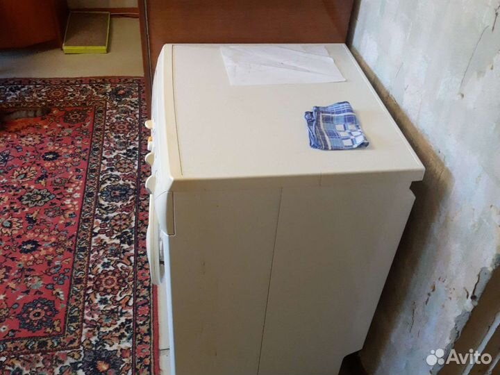 Стиральная машинка zanussi