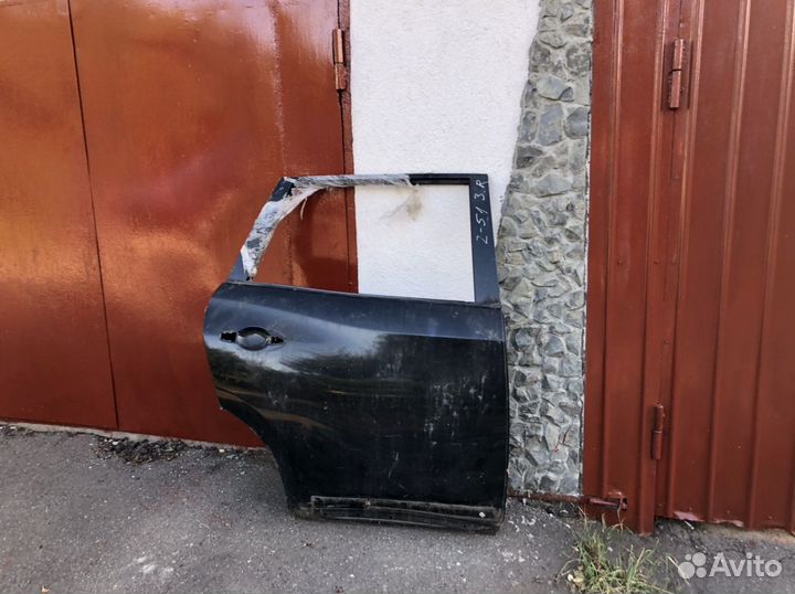 Дверь задняя Правая