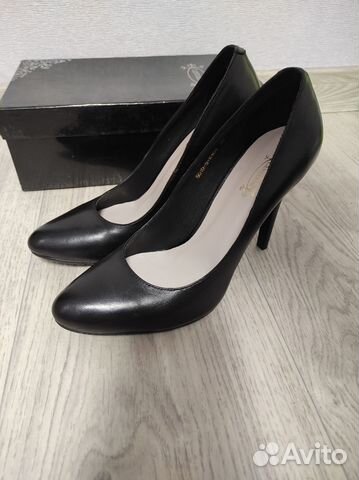 Туфли лодочки 38 39 новые