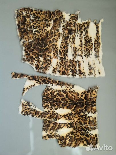 Мех кролика кусковой, сшитый. Выделанные шкурки