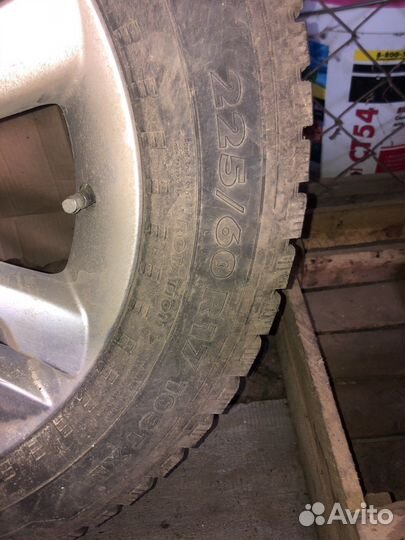 R17 Hankook Winter I'Pike 225/60, PCD 5x100 DIA 40