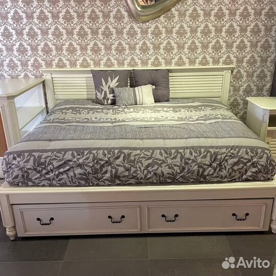 Кровать люкс качества из европы