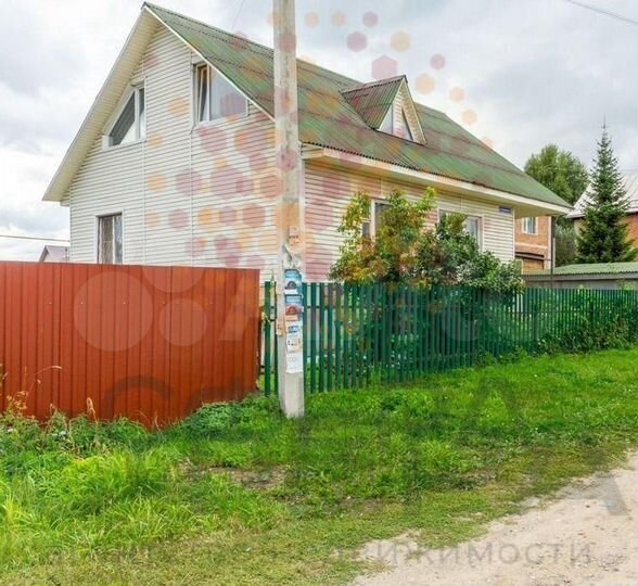 Коттедж 207 м² на участке 7 сот.