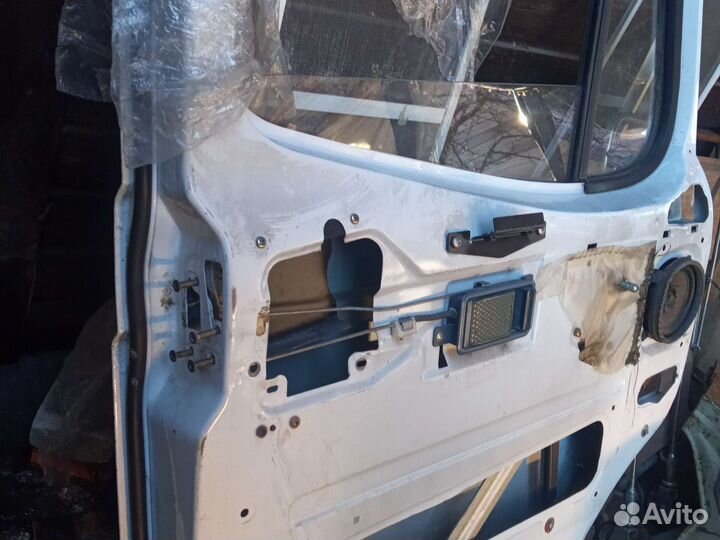 Дверь на LDV, DAF