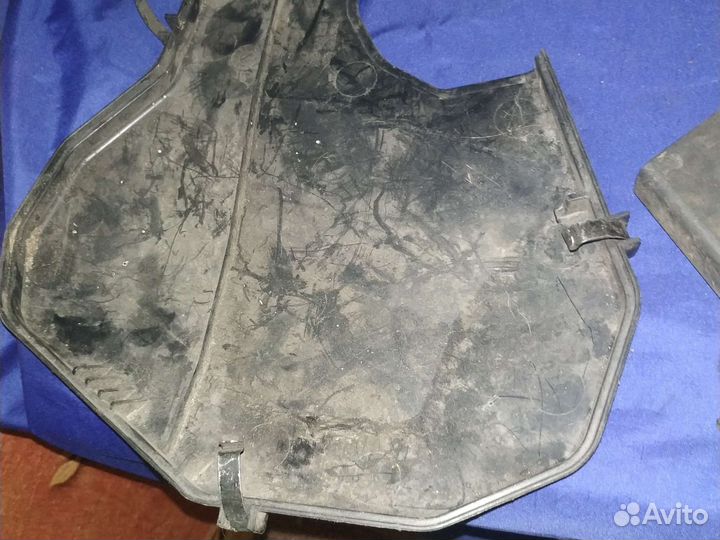 Кожух ремня грм audi A6 C5 078109123N