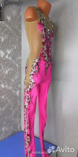 Комбинезон для художественной гимнастики