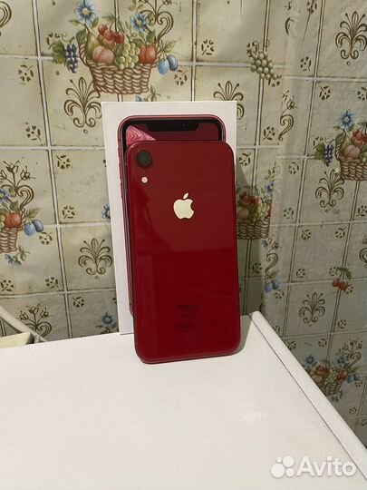 iPhone Xr, 64 ГБ