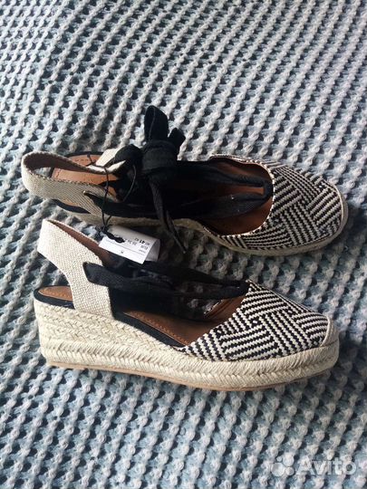 Босоножки H&M