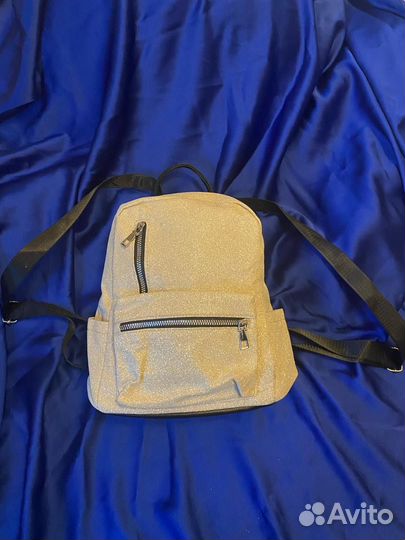 Рюкзак тканевый блестящий новый