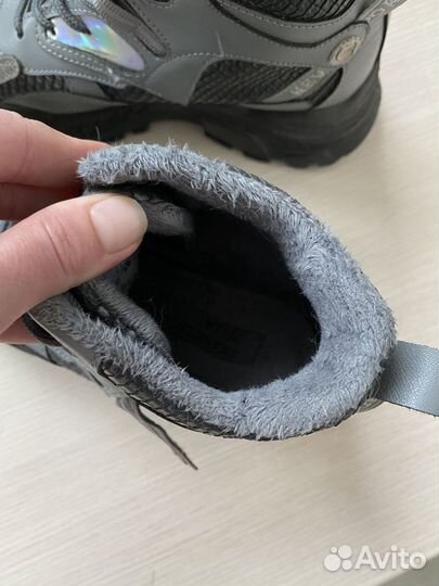 Кроссовки для девочки