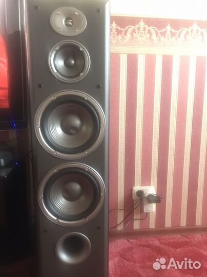 Напольные колонки jbl