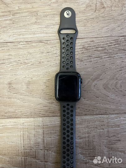 Часы apple watch 5 SE 44 mm на запчасти