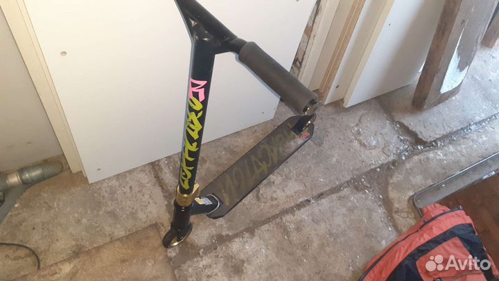 Трюковой самокат