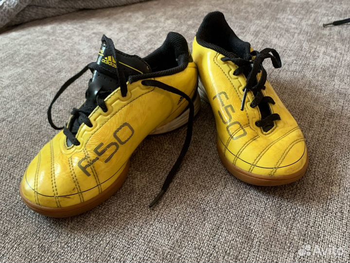 Футзалки adidas F50