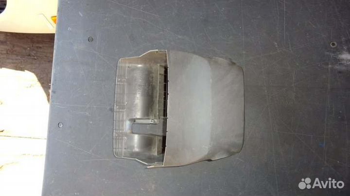 Кожух рулевой колонки Toyota Corolla Fielder