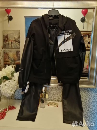 Женский спортивный костюм 48-50