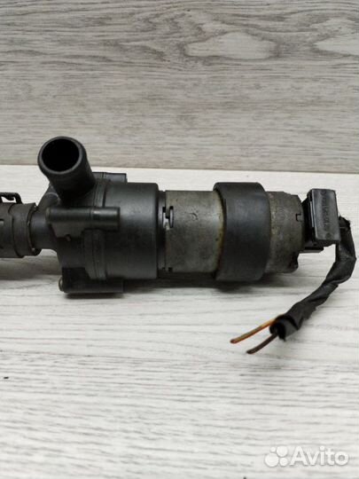 Дополнительная помпа Mercedes Clk W209 OM612 2005