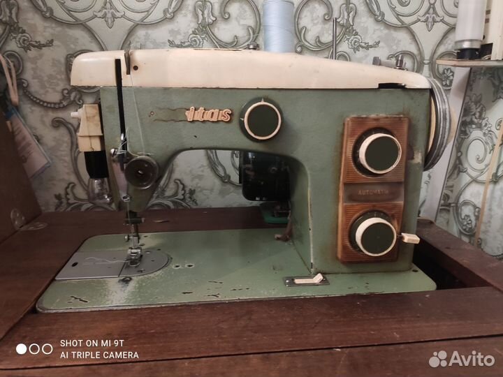 Швейная машинка veritas и трехниточный оверлок