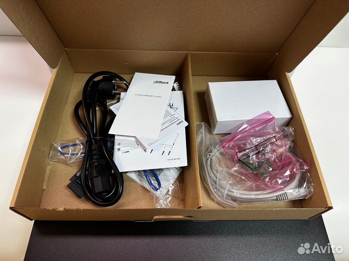 Dahua DHI-NVR4216-16P-4KS3