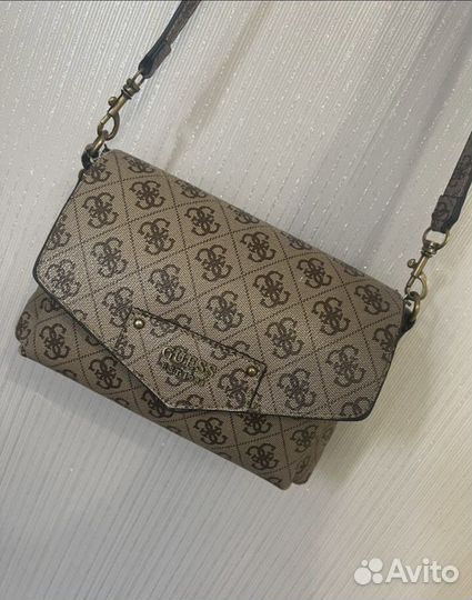 Сумка женская guess бу