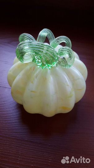 Интерьерные украшения из стекла