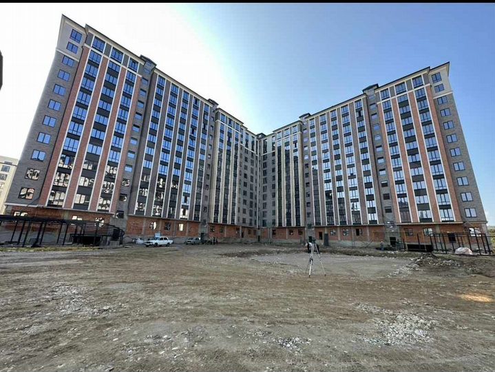 2-к. квартира, 81,4 м², 8/12 эт.