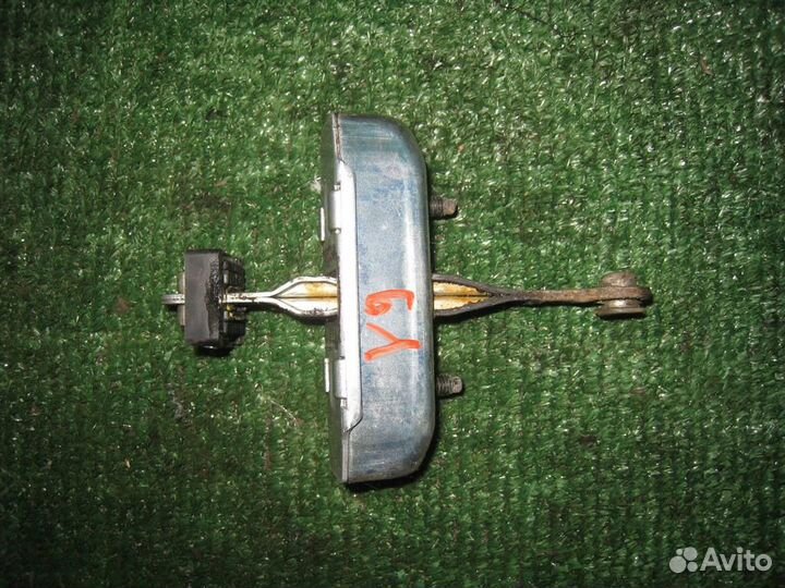 Ограничитель двери задней Toyota RAV4 A2 2005