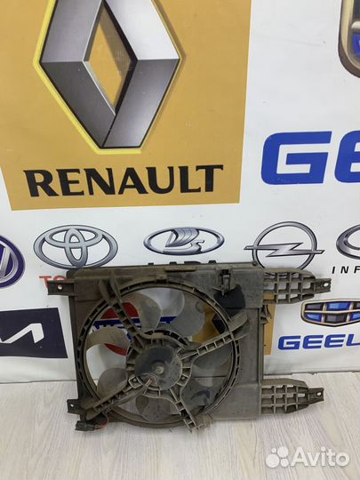 Вентилятор радиатора охлаждения двигателя диффузор