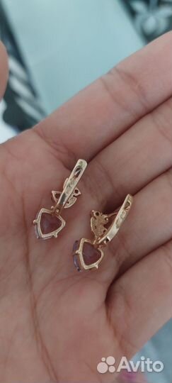 Золотые серьги с бриллиантами и аметист