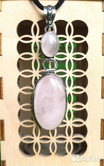 Кулон розовый кварц