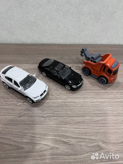 Машинки и самолет