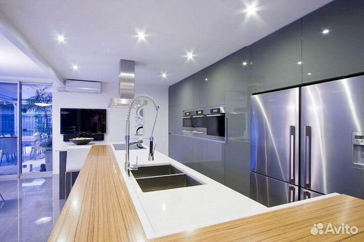 Кухни в стиле хайтек