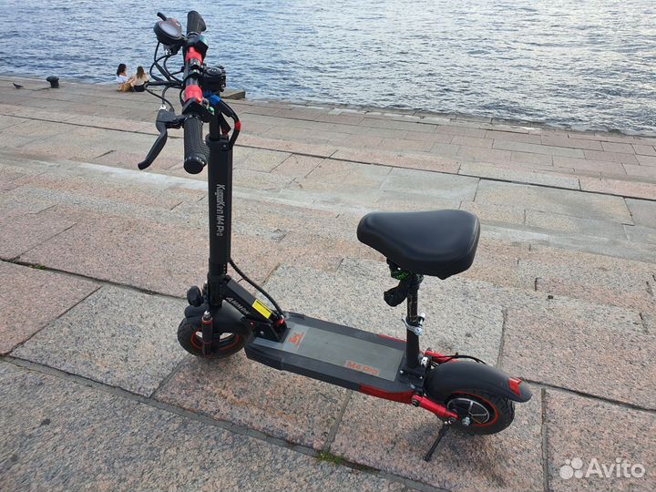 Продам электросамокат Kugoo M4 Pro 2023 года