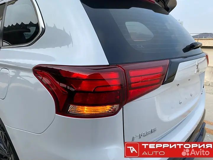 Mitsubishi Outlander 2.4 CVT, 2022, 49 000 км