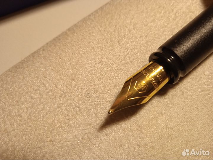 Перьевая ручка Waterman