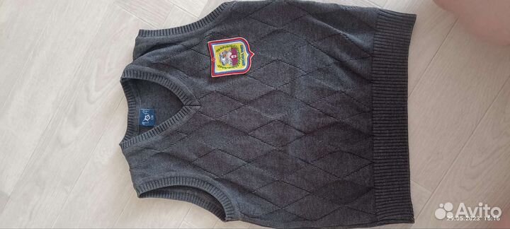 Жилет в школу