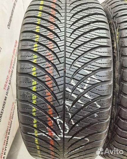 Goodyear Vector 4Seasons 215/45 R16 90V