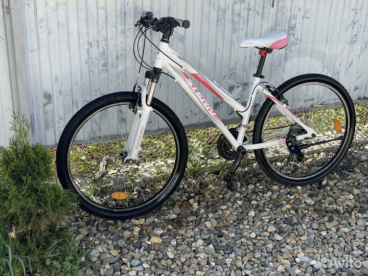 Велосипед Ladies Mira 26