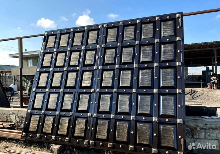 Ворота в Махачкале современные