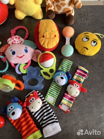 Развивающие игрушки пакетом